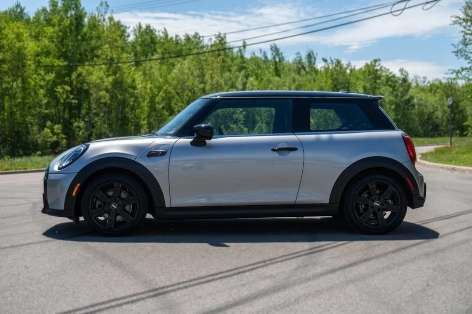 2024 Mini Mini Cooper S 3rd Gen - Image 4 of 20