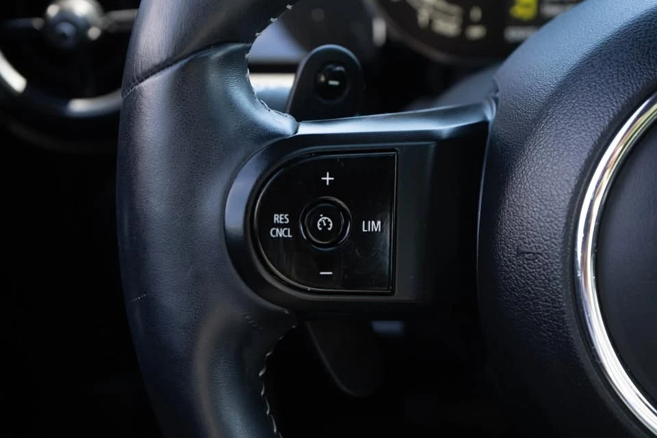 2024 Mini Mini Cooper S 3rd Gen - Image 18 of 20