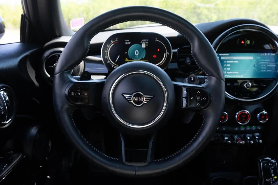 2024 Mini Mini Cooper S 3rd Gen - Image 17 of 20