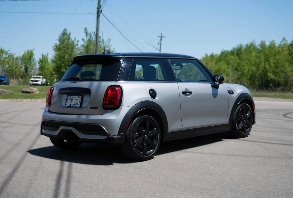 2024 Mini Mini Cooper S 3rd Gen - Image 7 of 20
