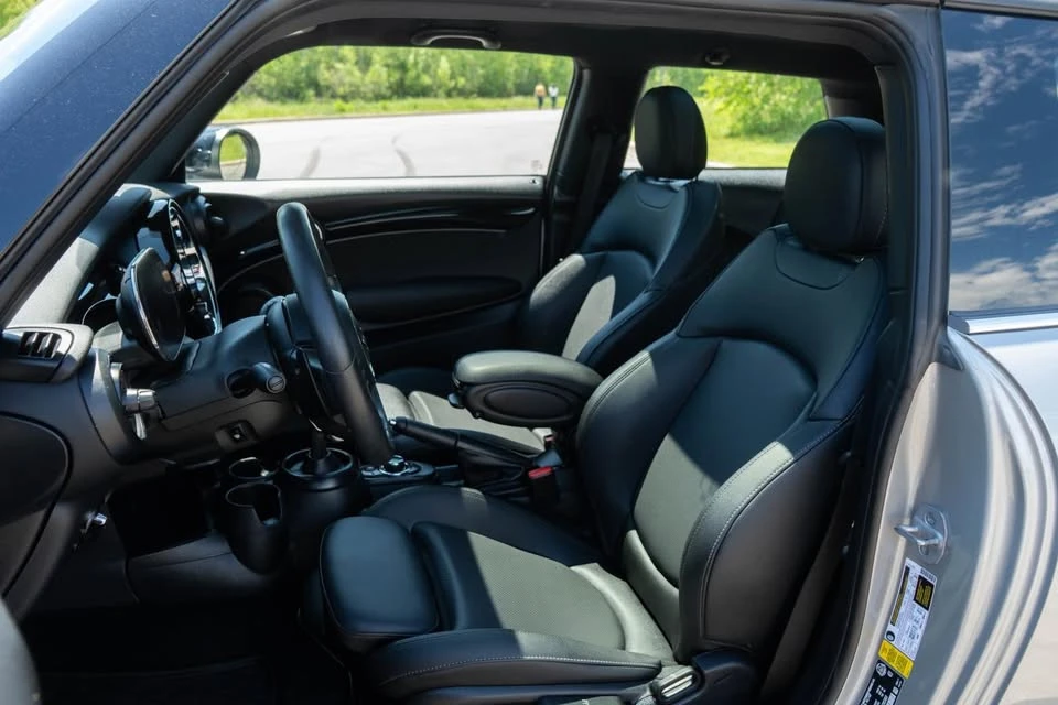 2024 Mini Mini Cooper S 3rd Gen - Image 13 of 20