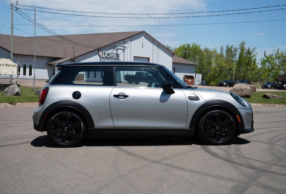 2024 Mini Mini Cooper S 3rd Gen - Image 8 of 20