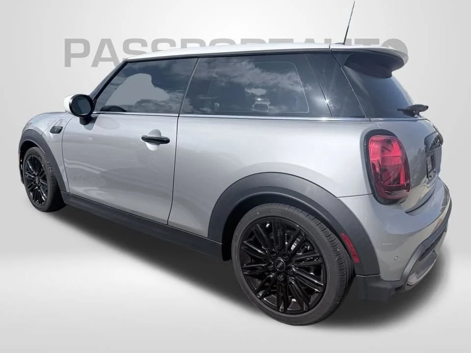 2024 Mini Mini Cooper S 3rd Gen - Image 13 of 20
