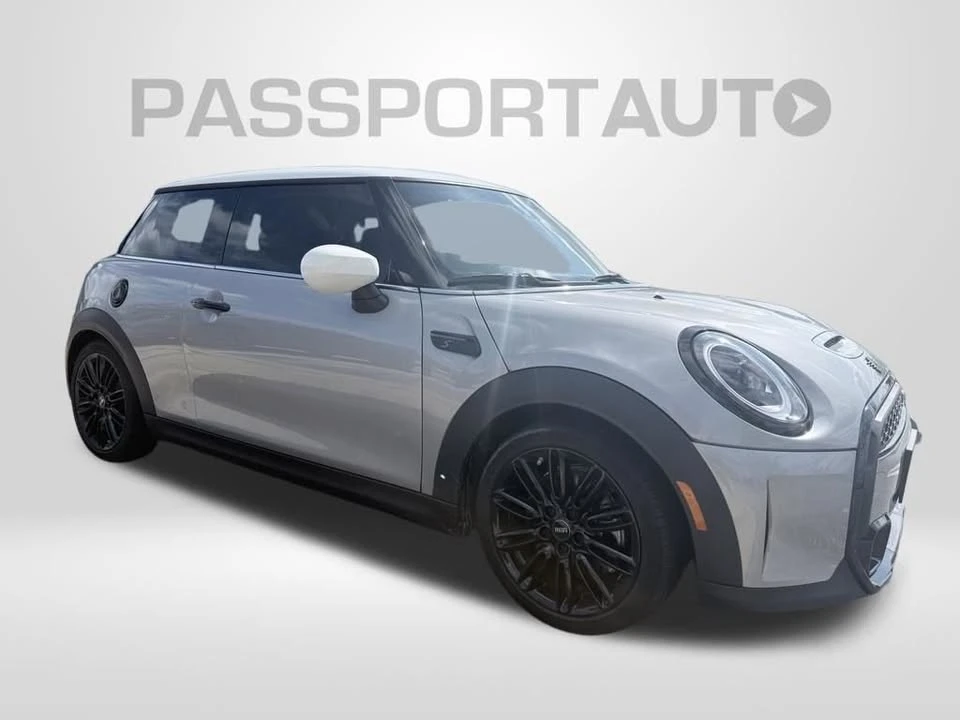 2024 Mini Mini Cooper S 3rd Gen - Image 16 of 20