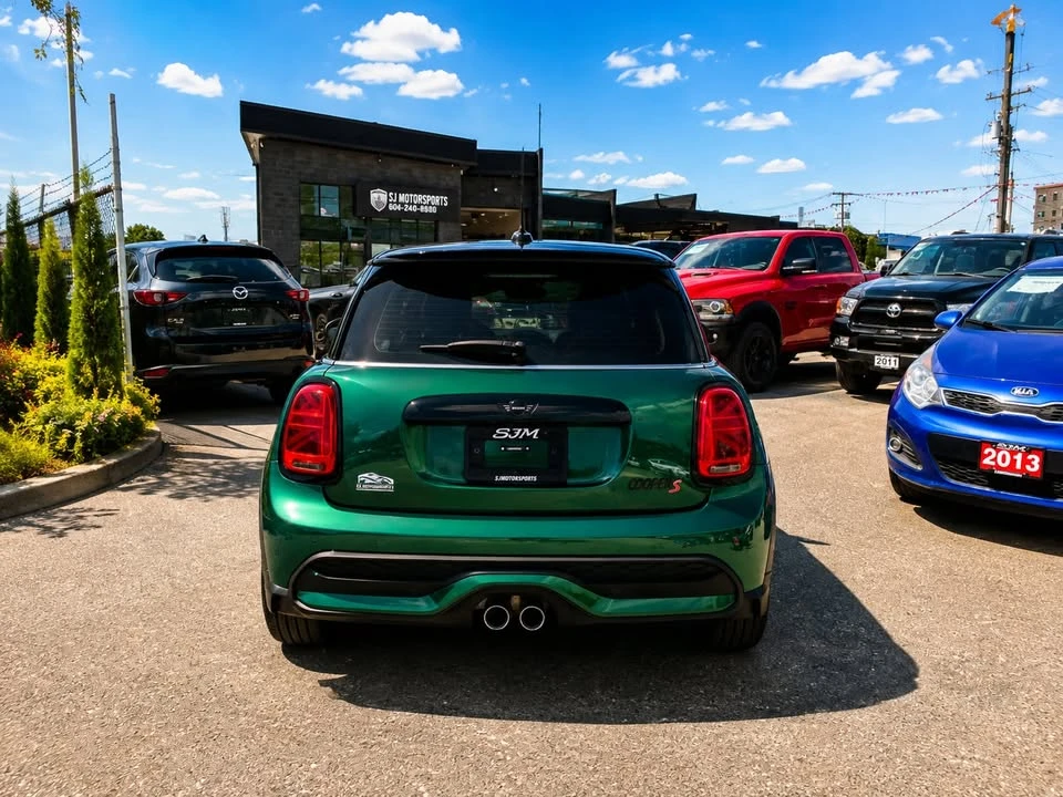 2024 Mini Mini Cooper S 3rd Gen - Image 5 of 20