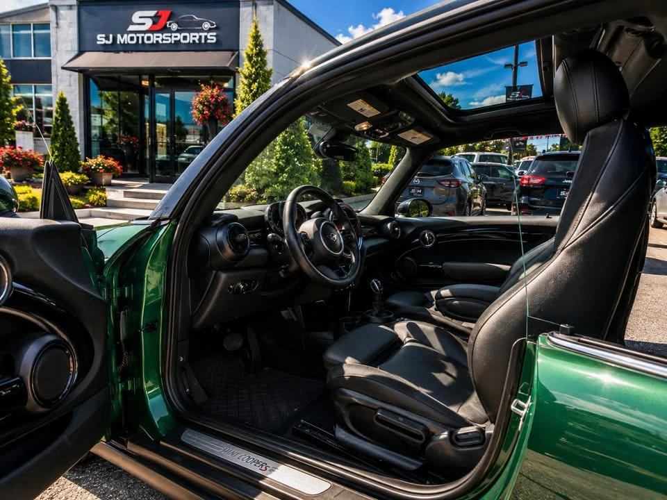 2024 Mini Mini Cooper S 3rd Gen - Image 10 of 20