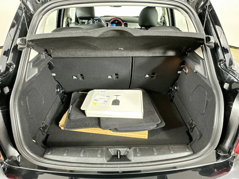 2024 Mini Mini Cooper S 3rd Gen - Image 19 of 19