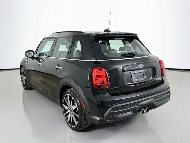 2024 Mini Mini Cooper S 3rd Gen - Image 6 of 19