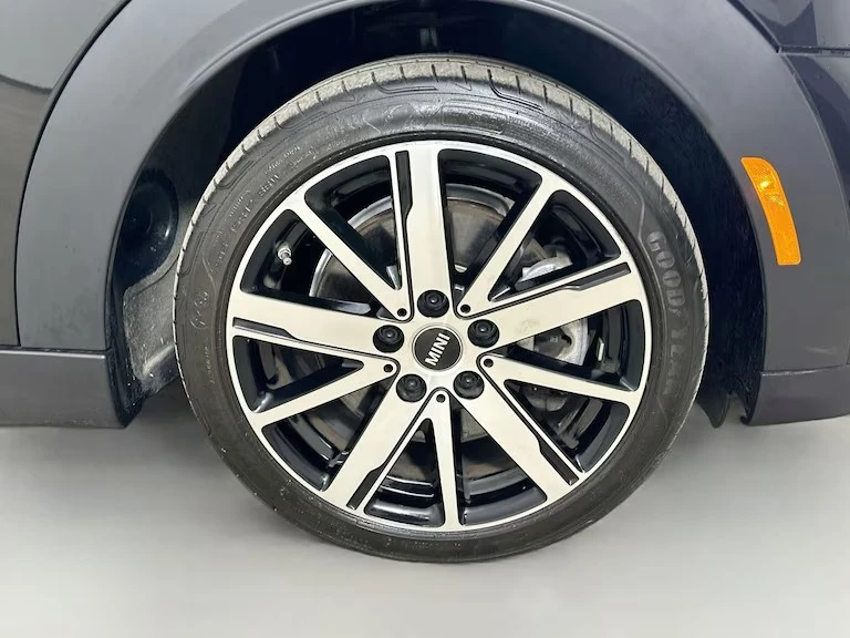 2024 Mini Mini Cooper S 3rd Gen - Image 8 of 19