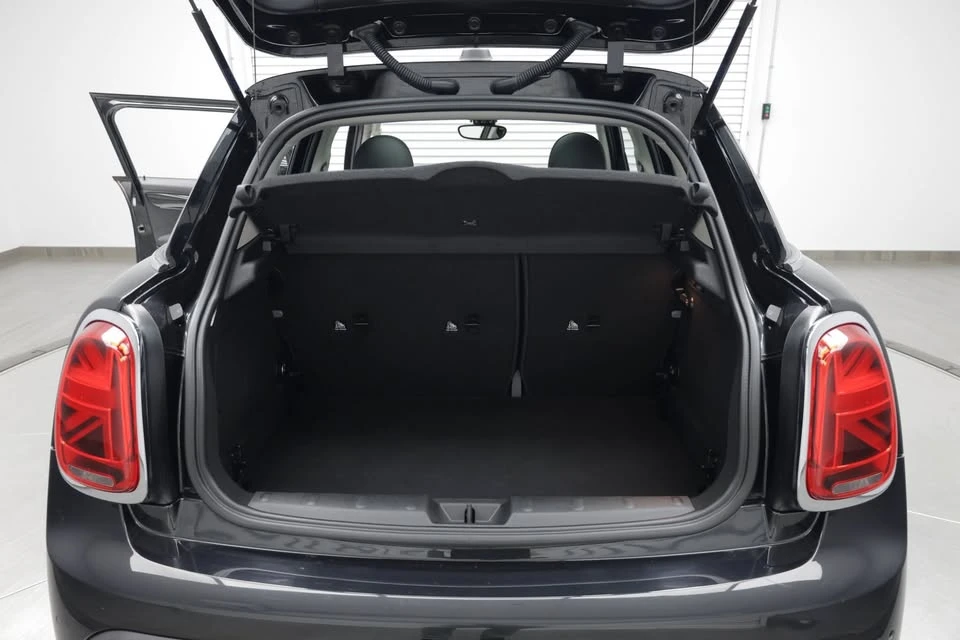 2024 Mini Mini Cooper S 3rd Gen - Image 5 of 7