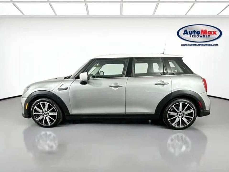2024 Mini Mini Cooper S 3rd Gen - Image 9 of 20