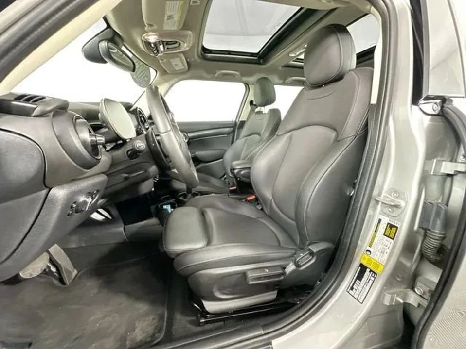 2024 Mini Mini Cooper S 3rd Gen - Image 4 of 20