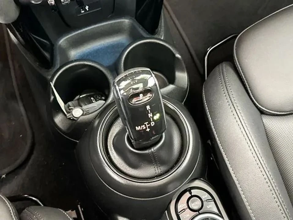 2024 Mini Mini Cooper S 3rd Gen - Image 13 of 20