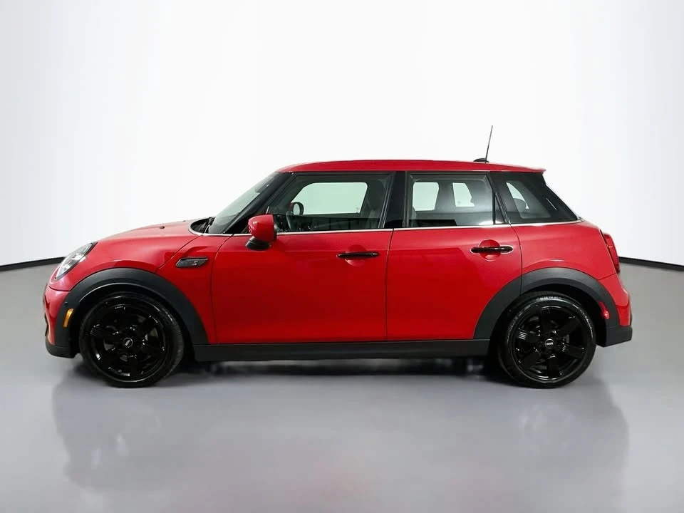 2024 Mini Mini Cooper S 3rd Gen - Image 8 of 19