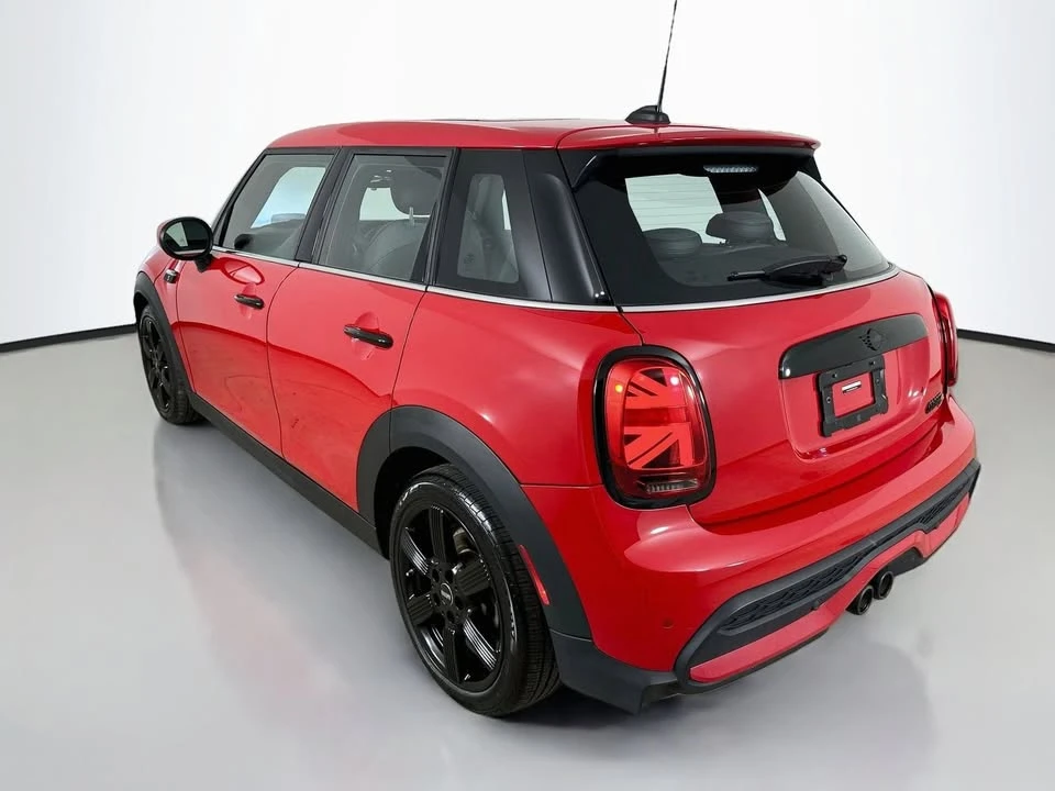 2024 Mini Mini Cooper S 3rd Gen - Image 7 of 19