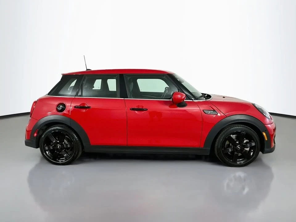 2024 Mini Mini Cooper S 3rd Gen - Image 4 of 19