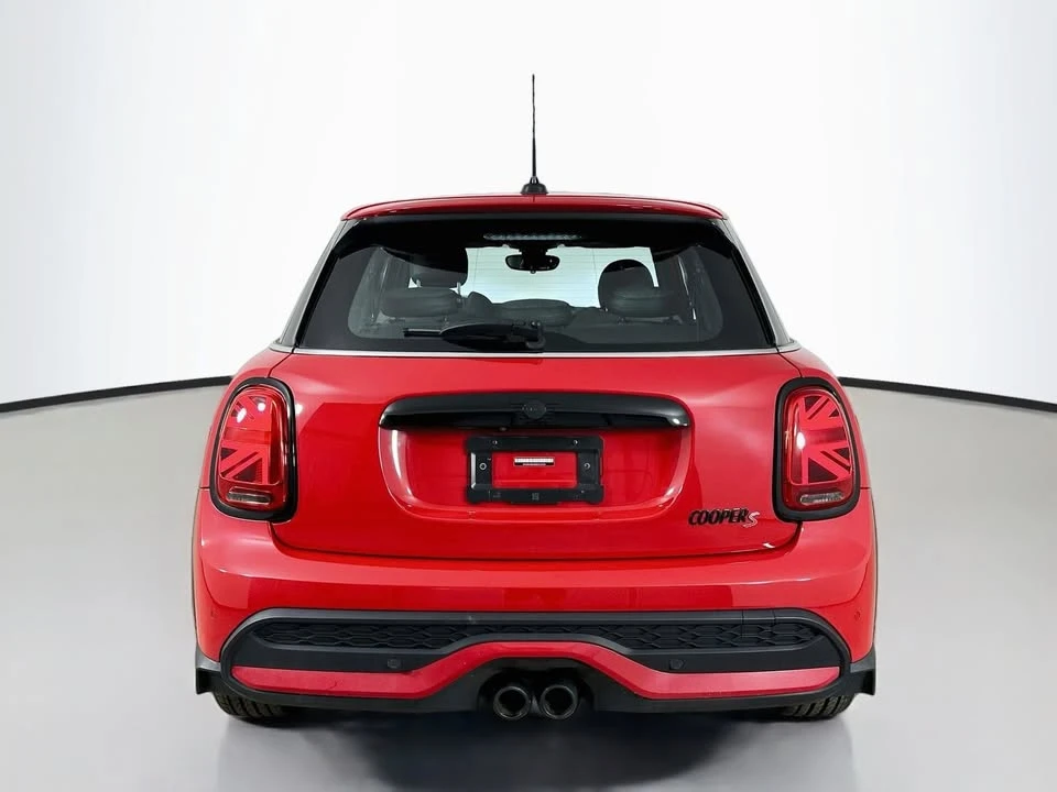 2024 Mini Mini Cooper S 3rd Gen - Image 6 of 19