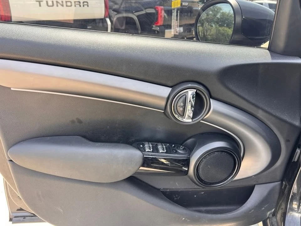 2024 Mini Mini Cooper S 3rd Gen - Image 15 of 20