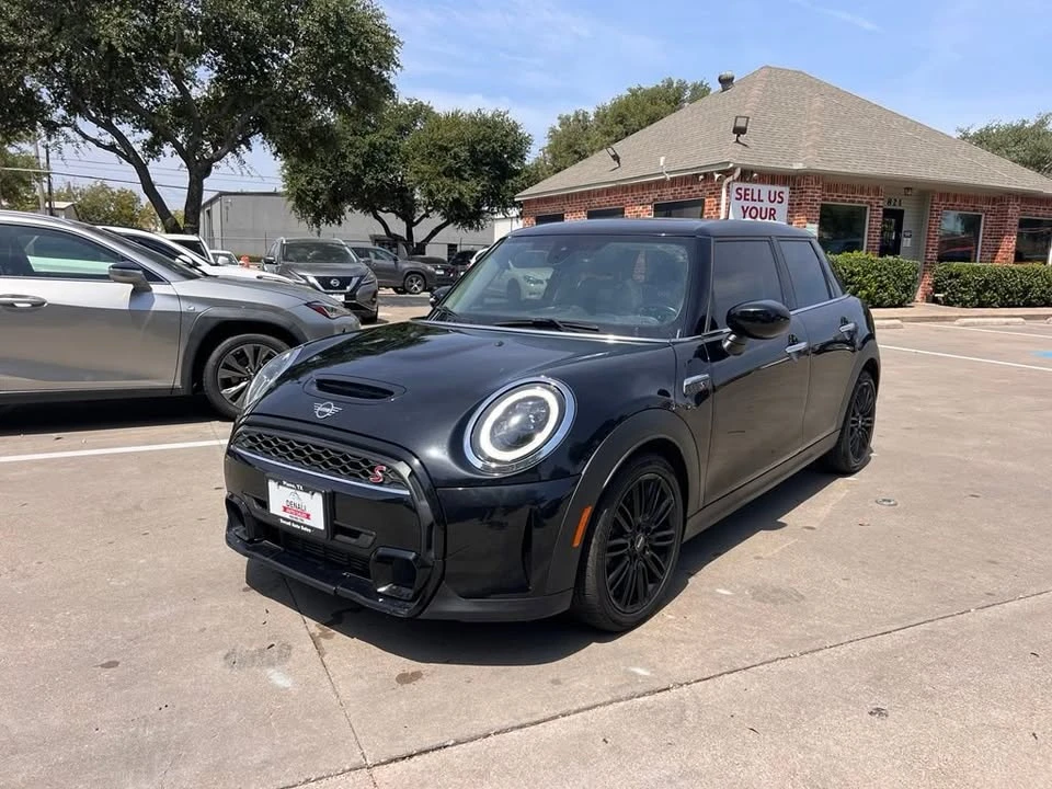 2024 Mini Mini Cooper S 3rd Gen - Image 3 of 20