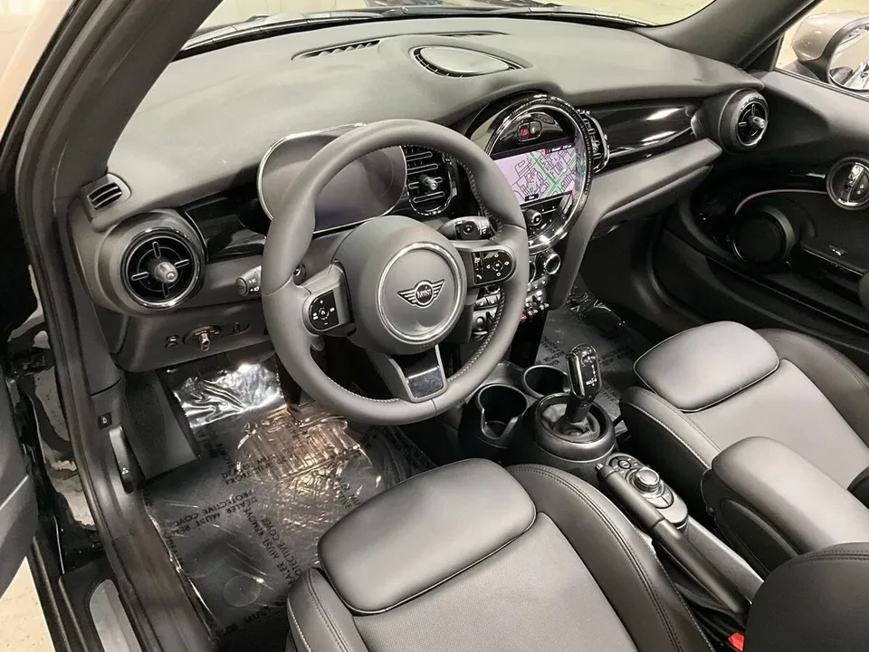 2024 Mini Mini Cooper S 3rd Gen - Image 11 of 19