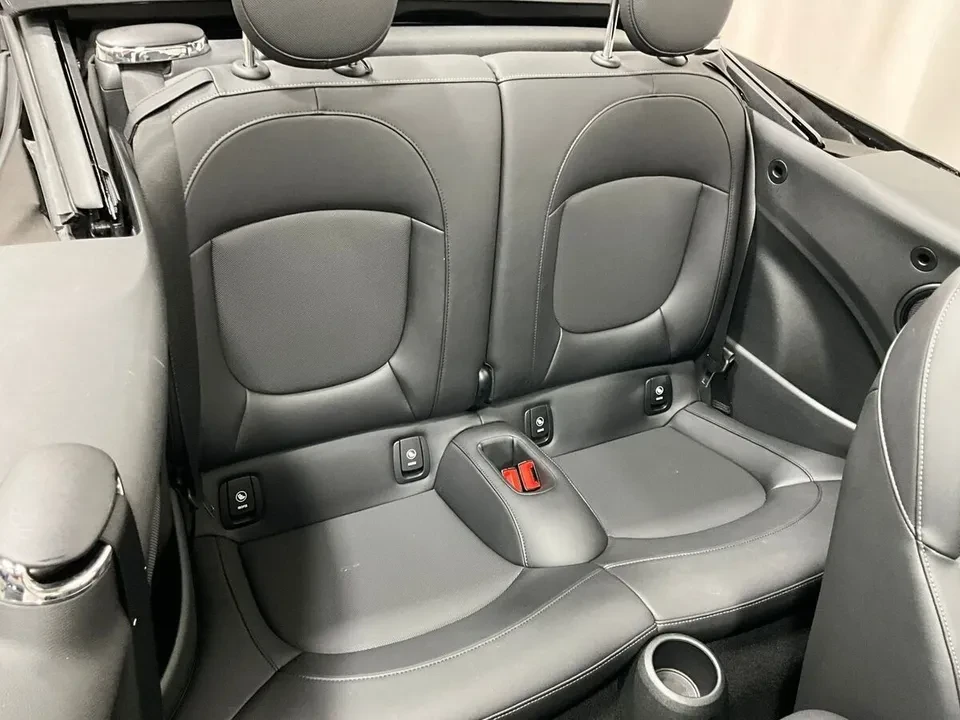 2024 Mini Mini Cooper S 3rd Gen - Image 18 of 19