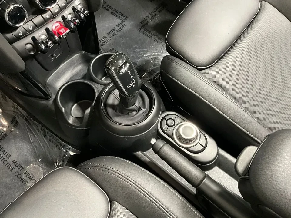 2024 Mini Mini Cooper S 3rd Gen - Image 14 of 19
