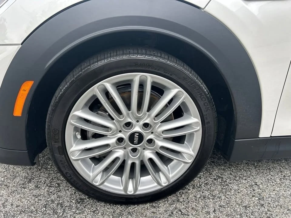 2024 Mini Mini Cooper S 3rd Gen - Image 10 of 20