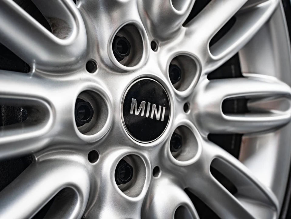 2024 Mini Mini Cooper S 3rd Gen - Image 8 of 21