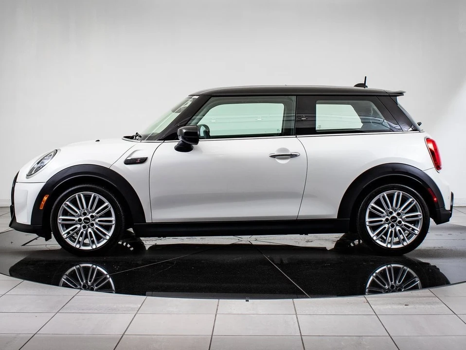 2024 Mini Mini Cooper S 3rd Gen - Image 5 of 21