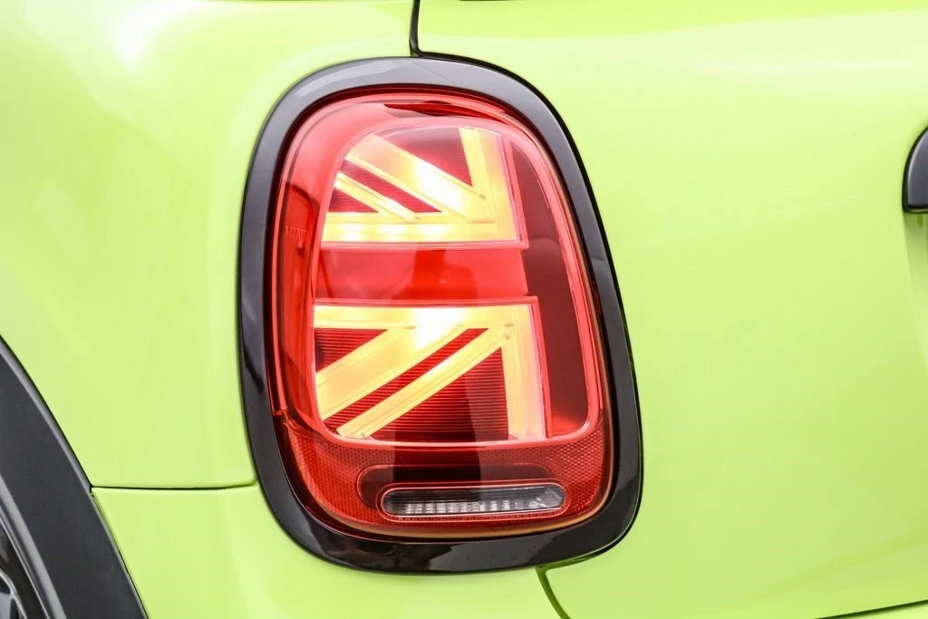 2024 Mini Mini 3rd Gen - Image 19 of 21