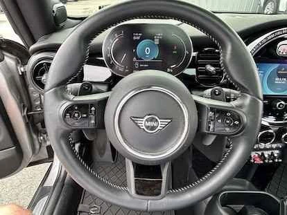 2024 Mini Coupe & Roadster - Image 16 of 17