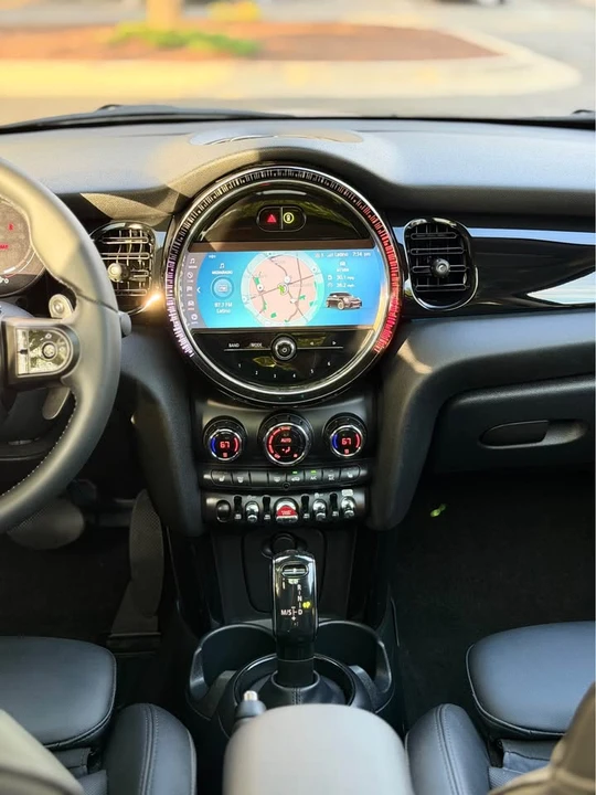 2024 Mini Mini Cooper S 3rd Gen - Image 17 of 20