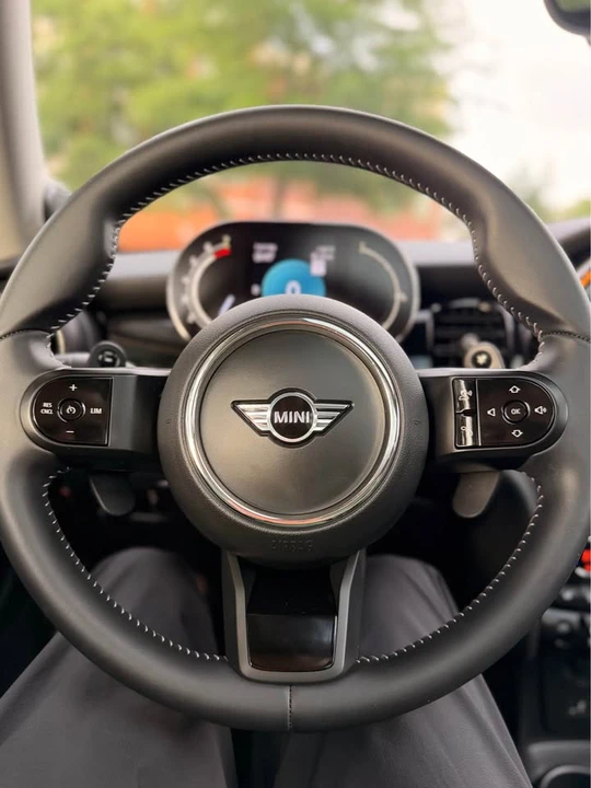 2024 Mini Mini Cooper S 3rd Gen - Image 14 of 20