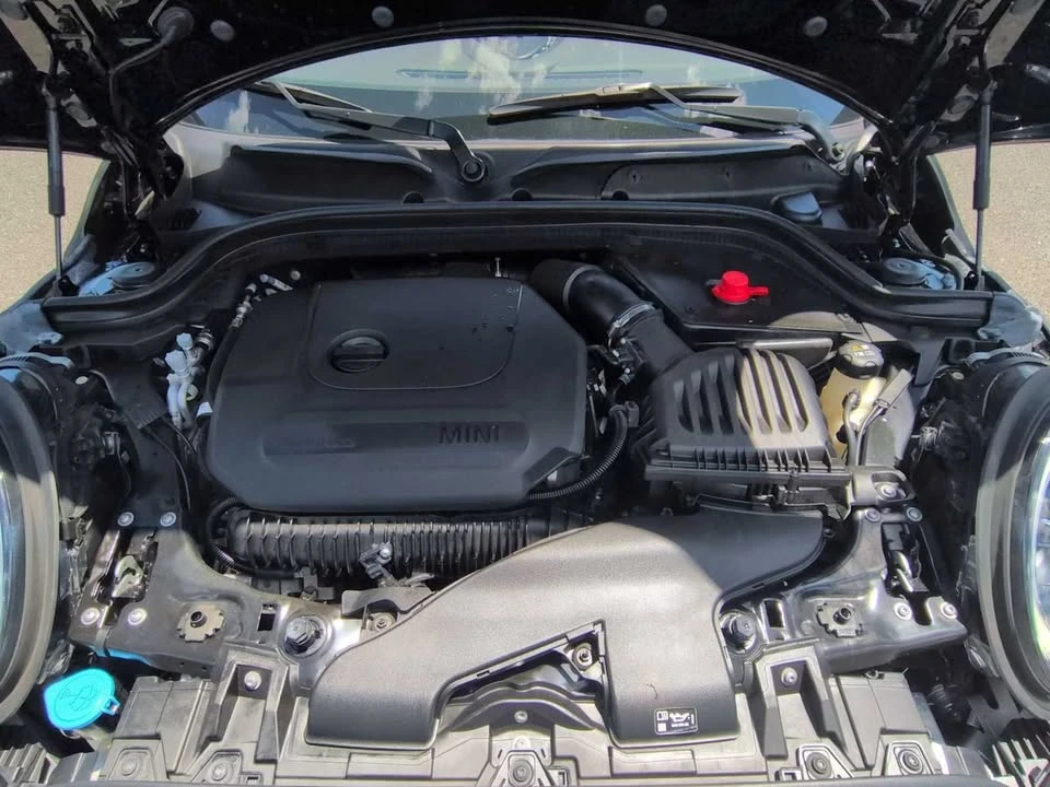 2024 Mini Mini Cooper S 3rd Gen - Image 15 of 20