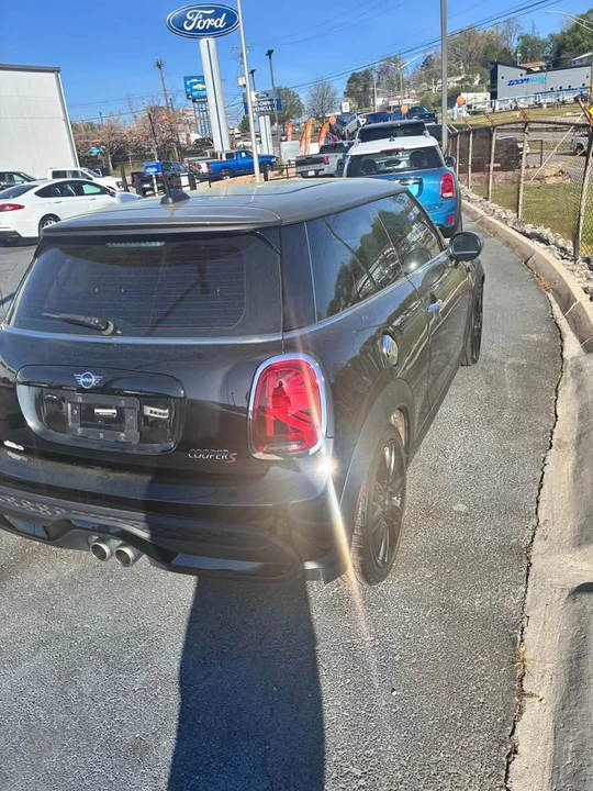 2024 Mini Mini Cooper S 3rd Gen - Image 4 of 9
