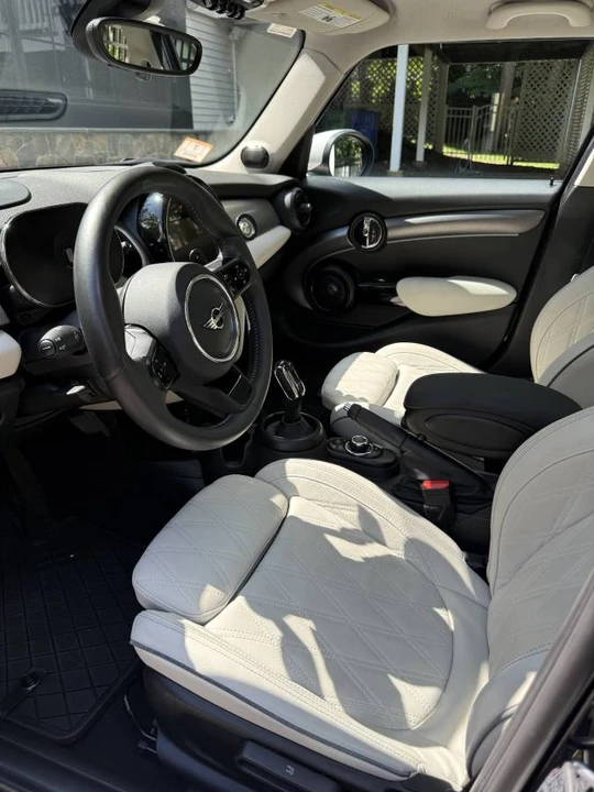 2024 Mini Mini Cooper S 3rd Gen - Image 7 of 11