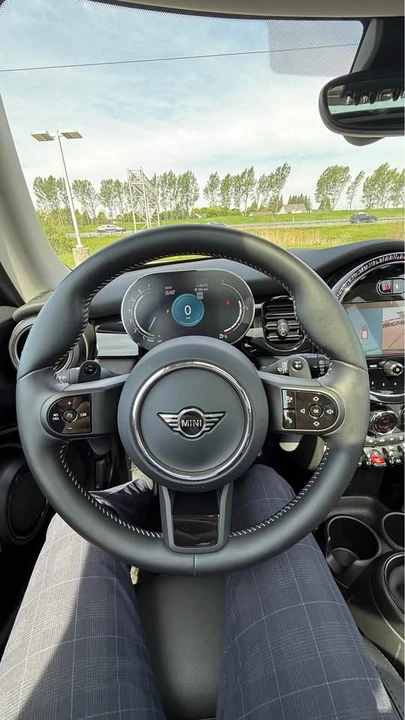 2024 Mini Mini Cooper S 3rd Gen - Image 10 of 15