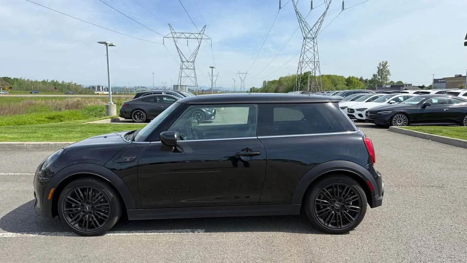 2024 Mini Mini Cooper S 3rd Gen - Image 5 of 15