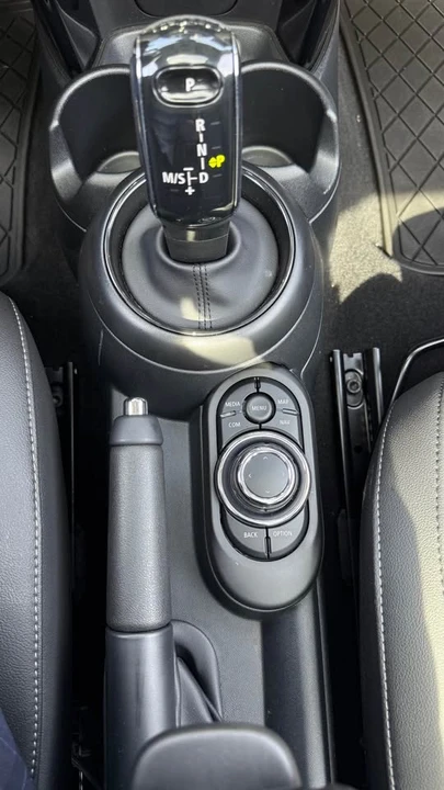 2024 Mini Mini Cooper S 3rd Gen - Image 12 of 15