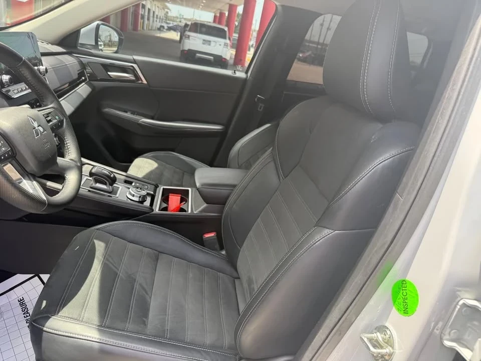2024 Mitsubishi Outlander - Image 3 of 6