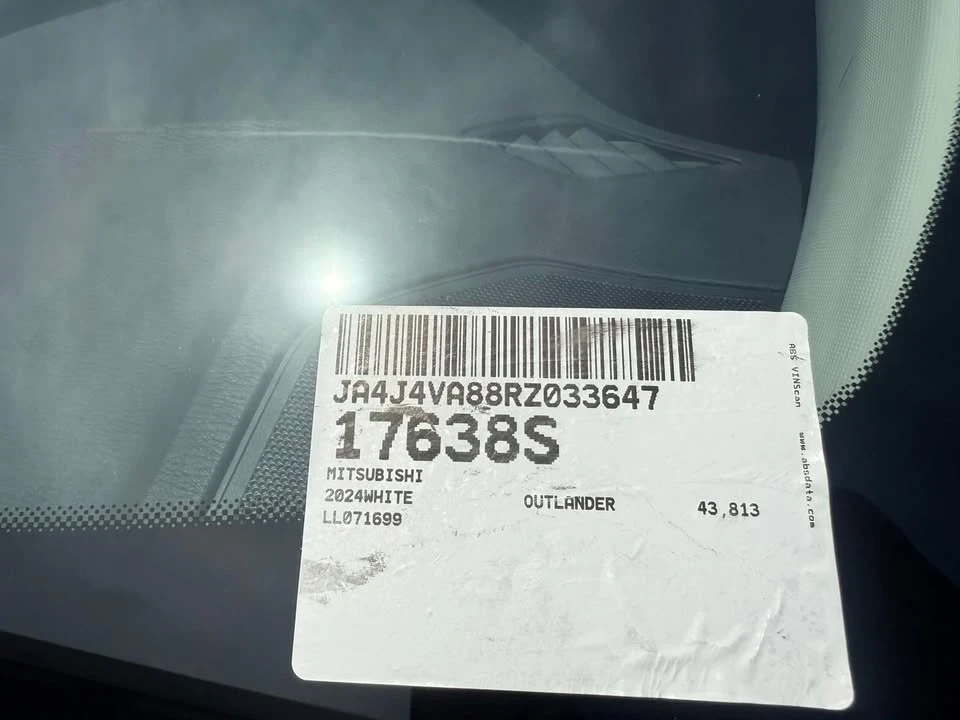 2024 Mitsubishi Outlander - Image 6 of 6