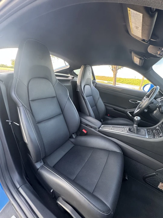 2024 Porsche - Image 9 of 16