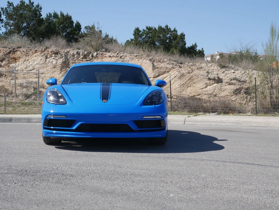 2024 Porsche - Image 3 of 16