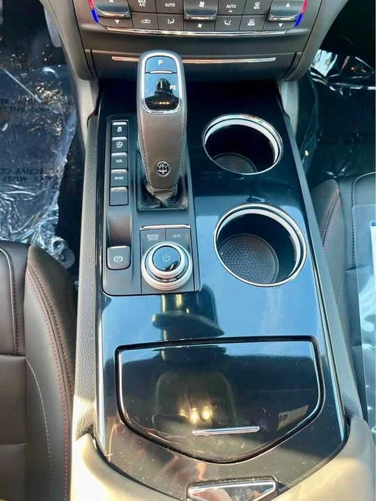 2024 Maserati Ghibli 3rd Gen - Image 14 of 16