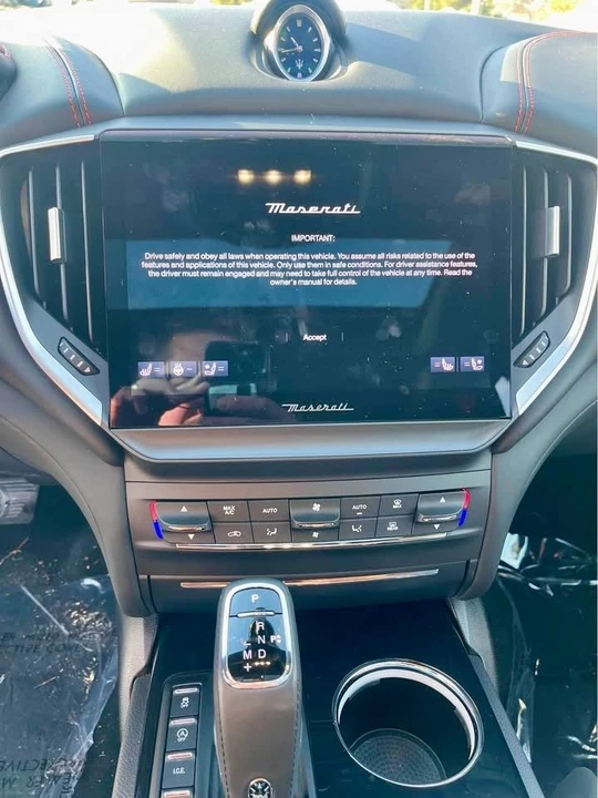 2024 Maserati Ghibli 3rd Gen - Image 13 of 16