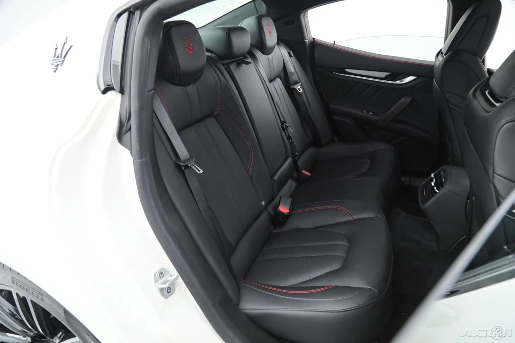 2024 Maserati Ghibli 3rd Gen - Image 17 of 21