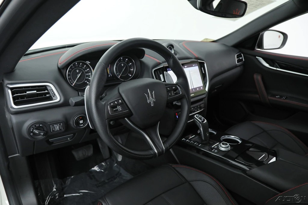 2024 Maserati Ghibli 3rd Gen - Image 20 of 21