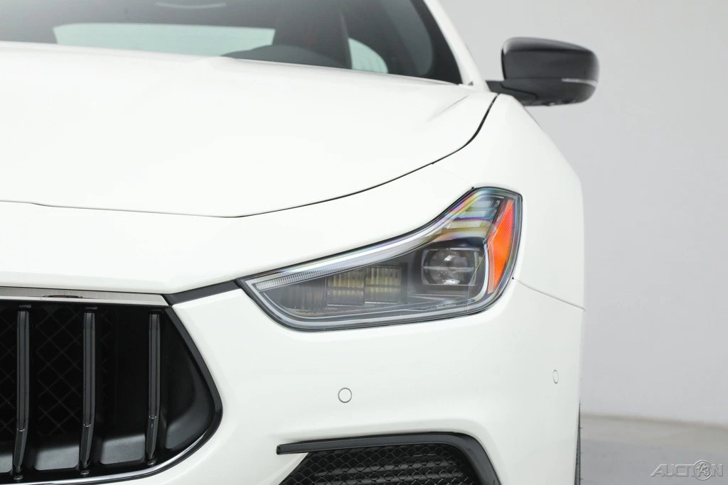 2024 Maserati Ghibli 3rd Gen - Image 10 of 21