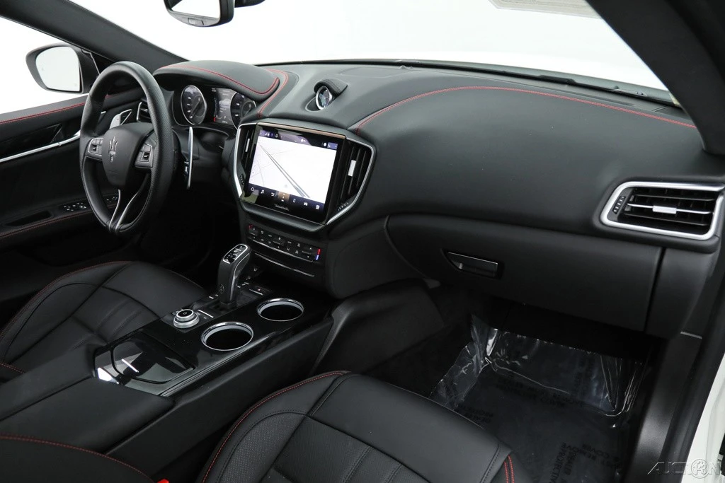 2024 Maserati Ghibli 3rd Gen - Image 14 of 21