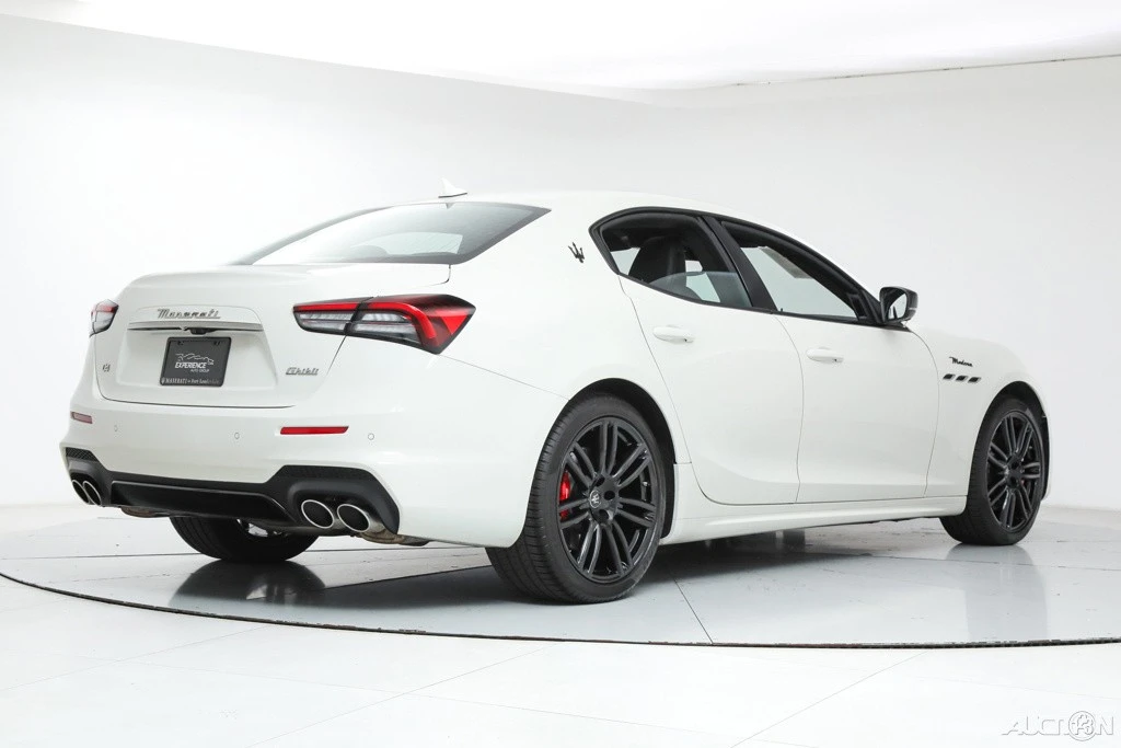 2024 Maserati Ghibli 3rd Gen - Image 5 of 21